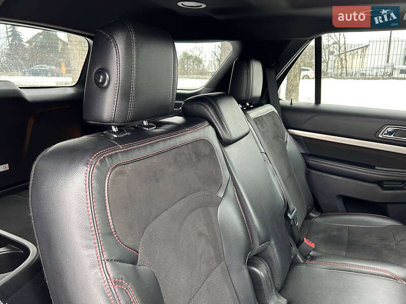 Внедорожник / Кроссовер Ford Explorer 2018 в Стрые