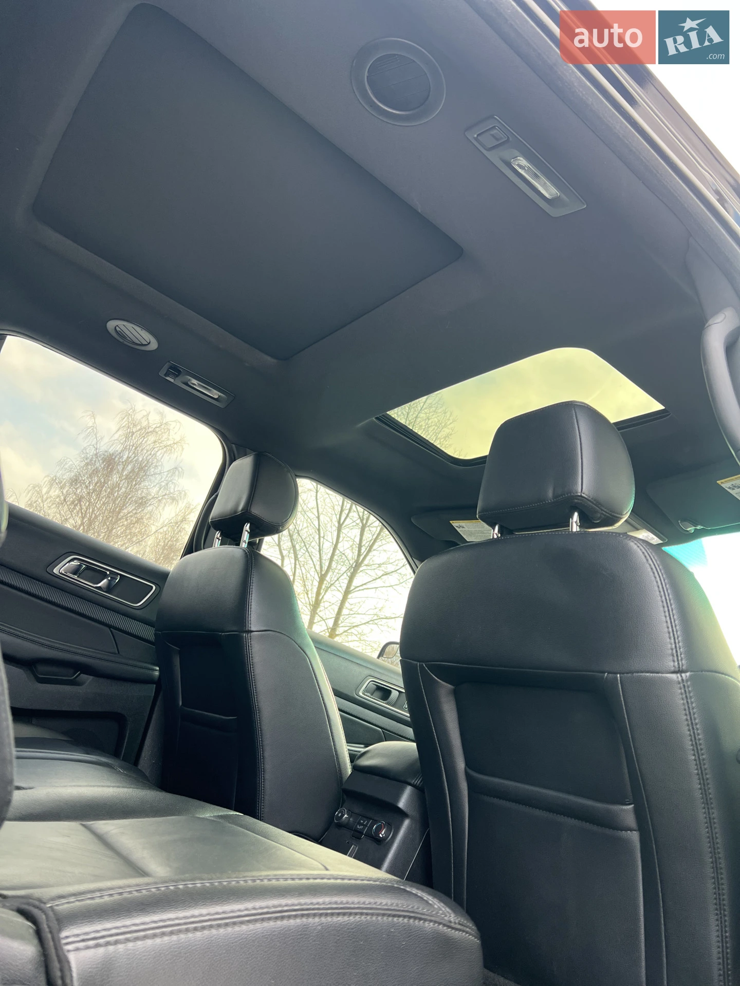 2016 Ford Explorer - мініатюра 32