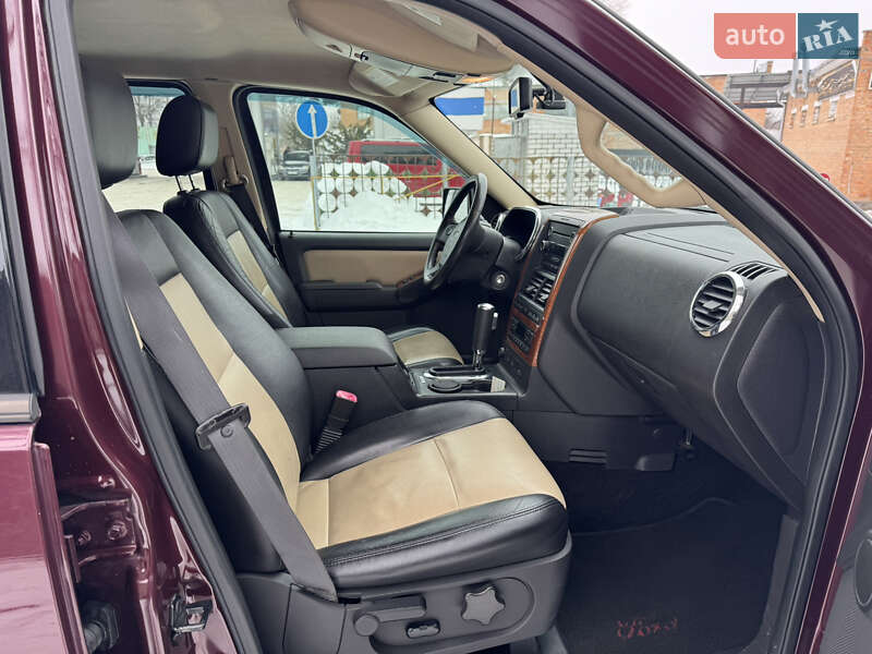 Внедорожник / Кроссовер Ford Explorer 2008 в Лубнах