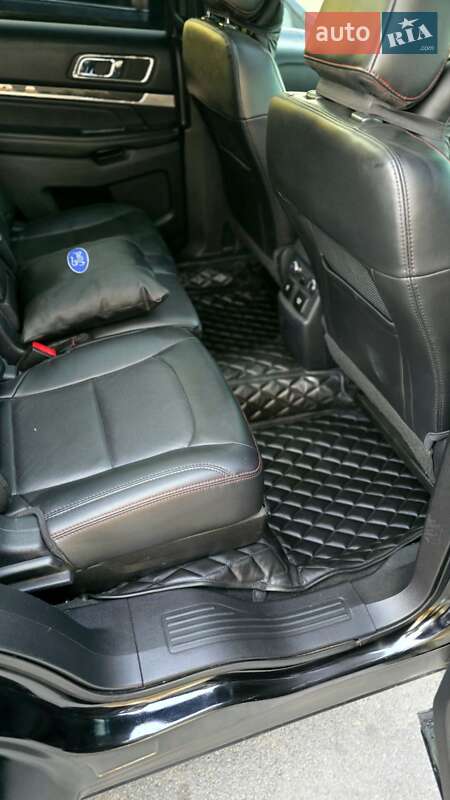 Позашляховик / Кросовер Ford Explorer 2016 в Дніпрі фото 27 Позашляховик / Кросовер Ford Explorer 2016 в Дніпрі