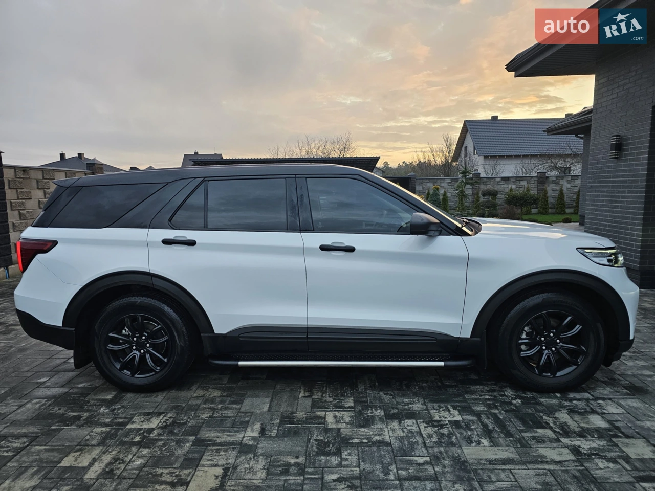 2021 Ford Explorer - мініатюра 13