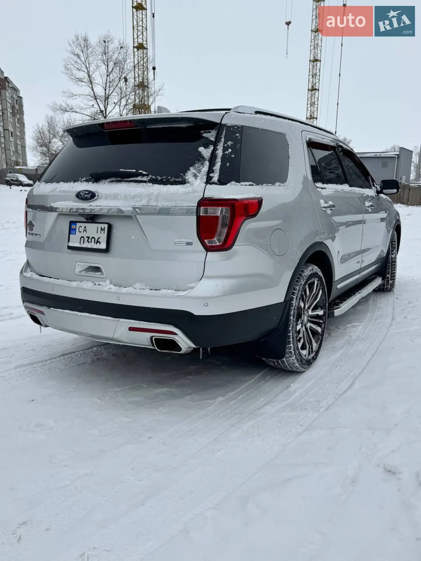 2017 Ford Explorer - мініатюра 4