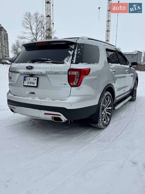 Позашляховик / Кросовер Ford Explorer 2017 в Черкасах фото 4 Позашляховик / Кросовер Ford Explorer 2017 в Черкасах