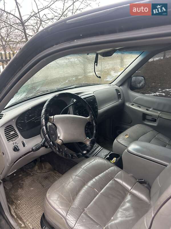Внедорожник / Кроссовер Ford Explorer 1995 в Черновцах