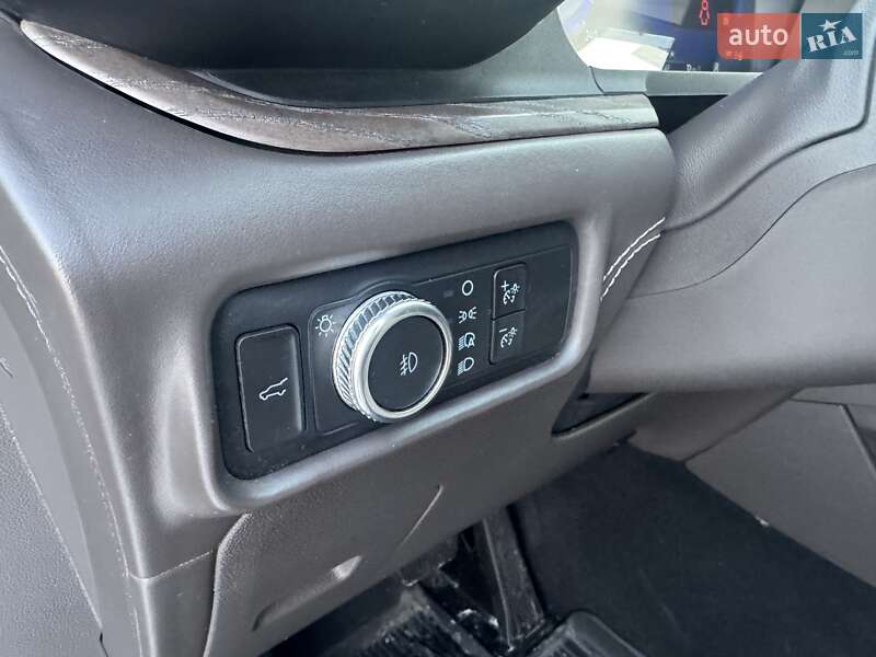 Внедорожник / Кроссовер Ford Explorer 2022 в Киеве фото 20 Внедорожник / Кроссовер Ford Explorer 2022 в Киеве