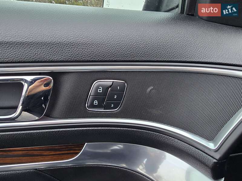 Позашляховик / Кросовер Ford Explorer 2016 в Хмельницькому