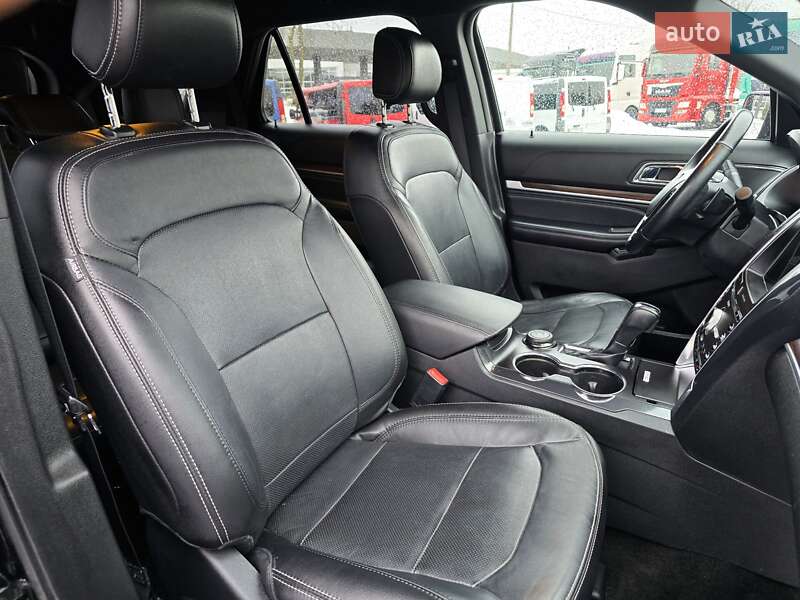 Позашляховик / Кросовер Ford Explorer 2016 в Хмельницькому