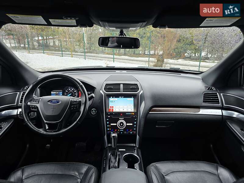 Позашляховик / Кросовер Ford Explorer 2016 в Хмельницькому