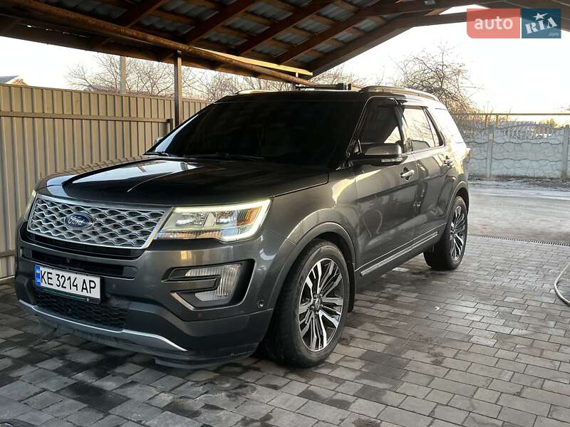 Внедорожник / Кроссовер Ford Explorer 2016 в Обуховке