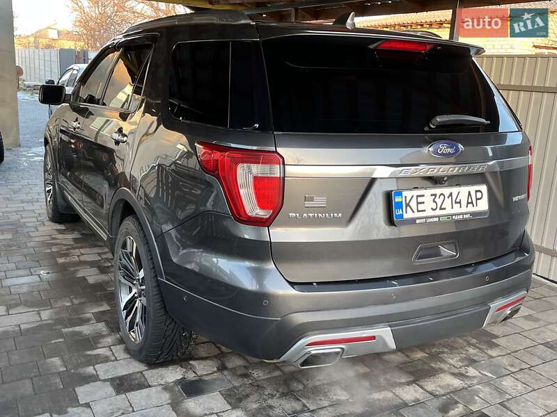 Внедорожник / Кроссовер Ford Explorer 2016 в Обуховке