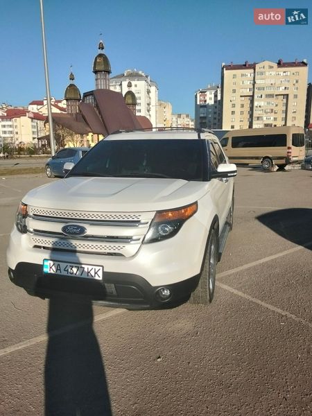 Внедорожник / Кроссовер Ford Explorer 2013 в Ивано-Франковске