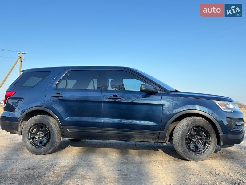 Позашляховик / Кросовер Ford Explorer 2017 в Володимирці