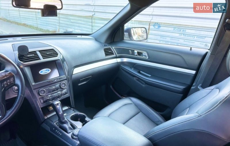 Позашляховик / Кросовер Ford Explorer 2017 в Києві