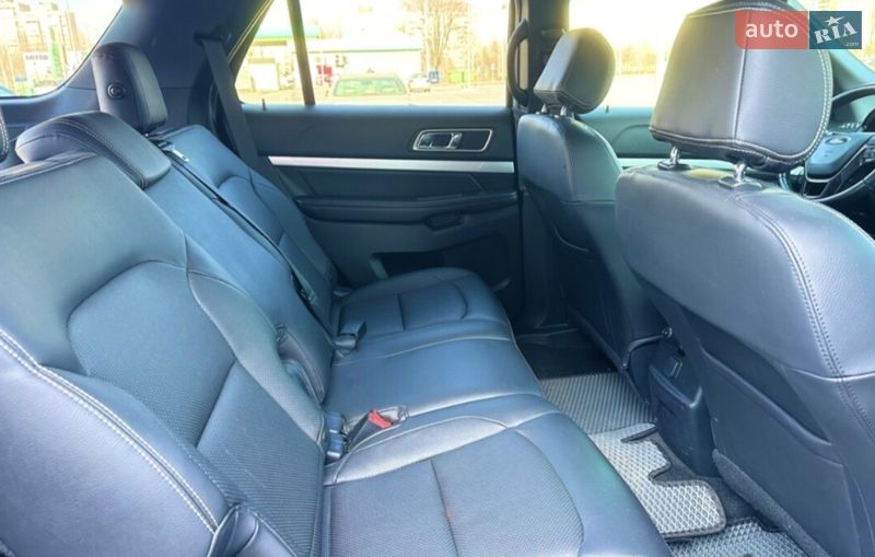 Позашляховик / Кросовер Ford Explorer 2017 в Києві