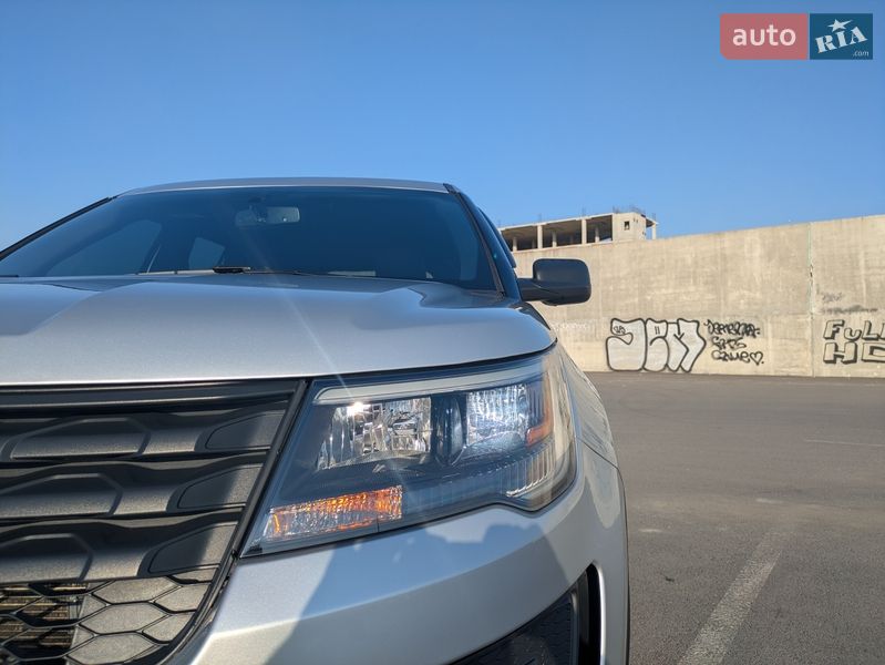 Внедорожник / Кроссовер Ford Explorer 2017 в Львове