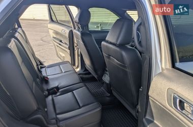 Внедорожник / Кроссовер Ford Explorer 2017 в Львове