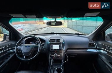 Позашляховик / Кросовер Ford Explorer 2017 в Бучі