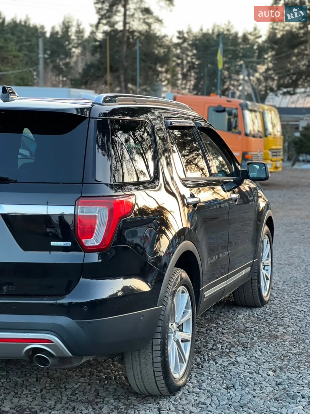 2015 Ford Explorer - мініатюра 22