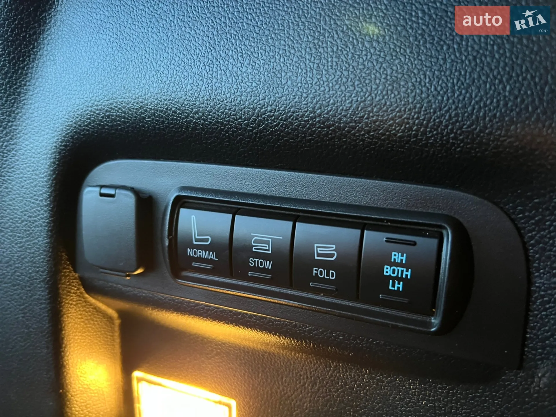 2015 Ford Explorer - мініатюра 49