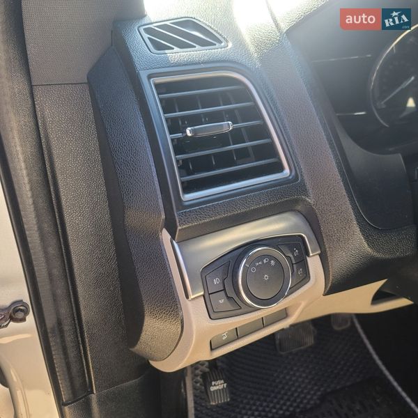 Внедорожник / Кроссовер Ford Explorer 2018 в Тернополе
