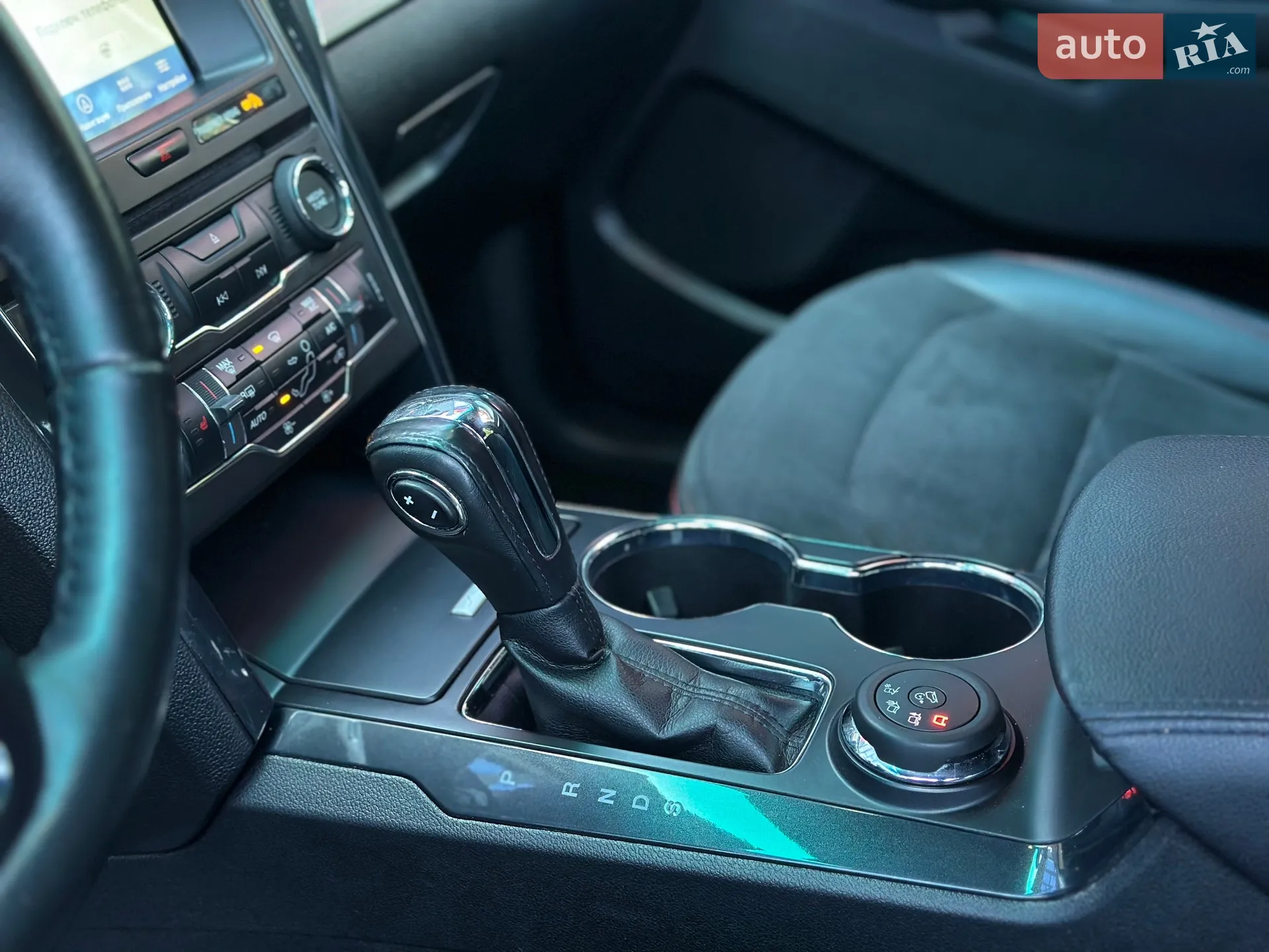 2018 Ford Explorer - мініатюра 22