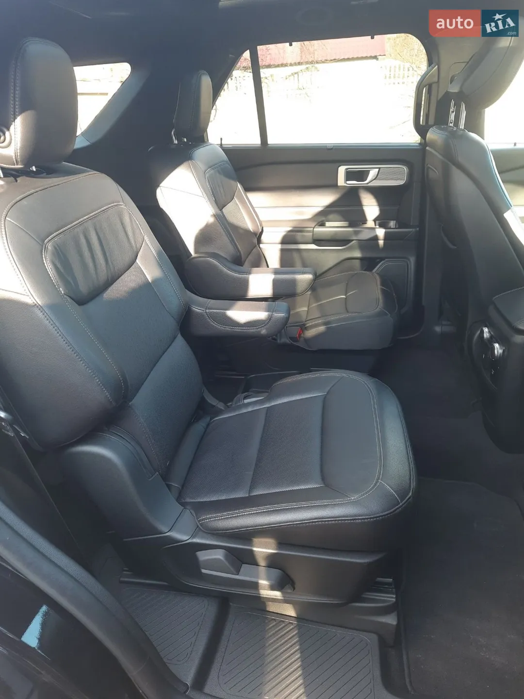 2020 Ford Explorer - мініатюра 38