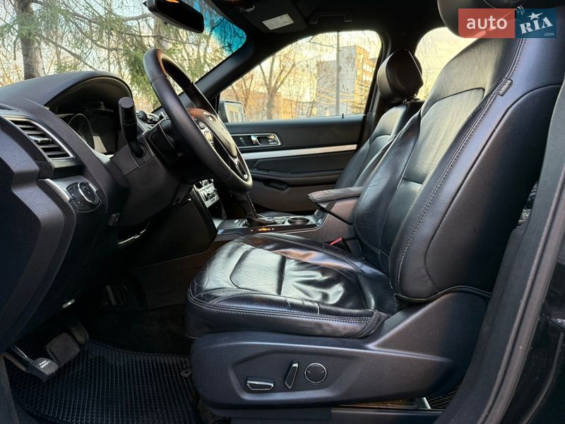 Внедорожник / Кроссовер Ford Explorer 2015 в Киеве фото 24 Внедорожник / Кроссовер Ford Explorer 2015 в Киеве