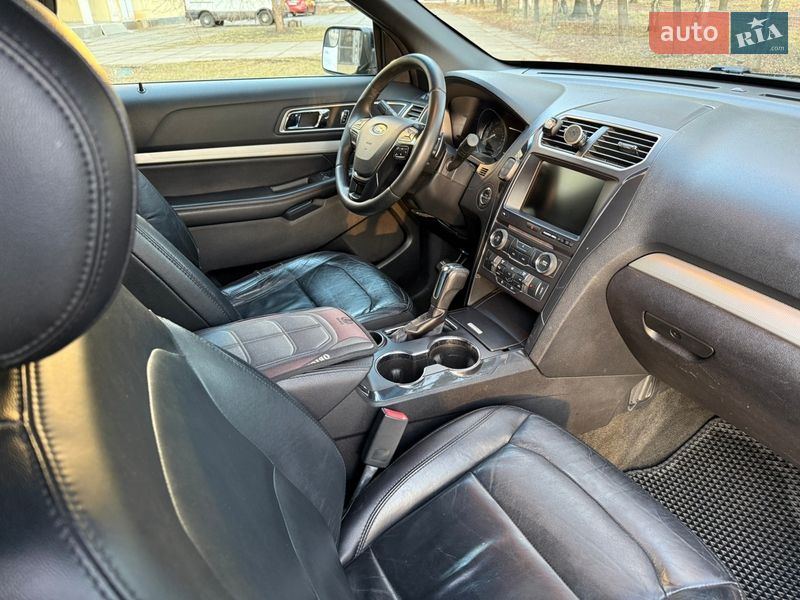 Внедорожник / Кроссовер Ford Explorer 2015 в Киеве фото 36 Внедорожник / Кроссовер Ford Explorer 2015 в Киеве