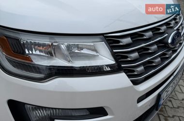 Внедорожник / Кроссовер Ford Explorer 2016 в Черновцах