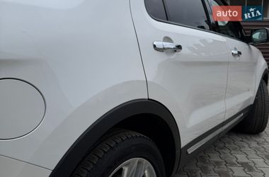 Внедорожник / Кроссовер Ford Explorer 2016 в Черновцах