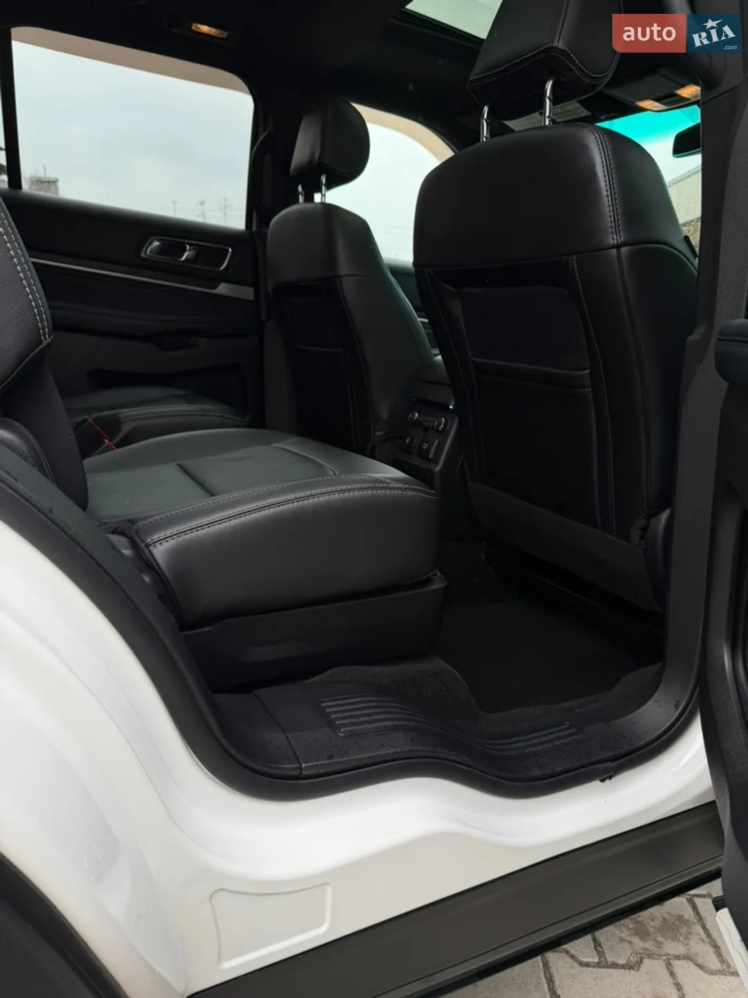 2016 Ford Explorer - мініатюра 55