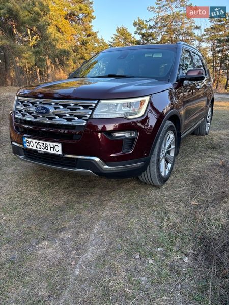 Позашляховик / Кросовер Ford Explorer 2018 в Кременці
