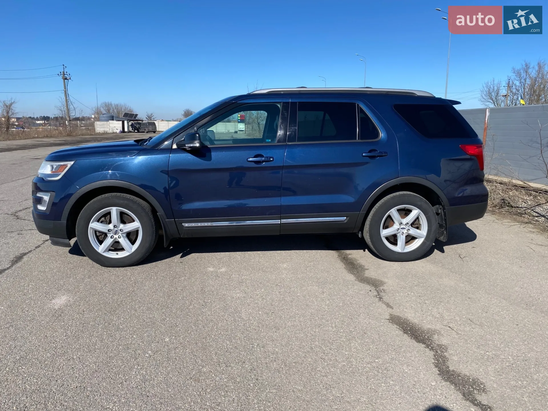 2017 Ford Explorer - мініатюра 5