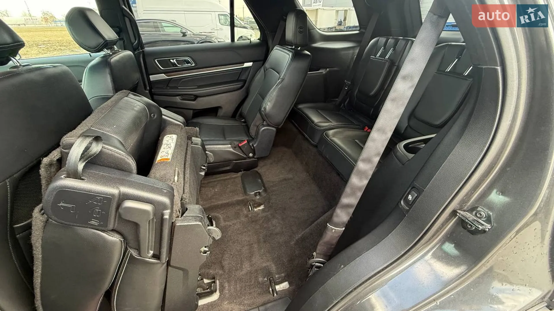 2015 Ford Explorer - мініатюра 16