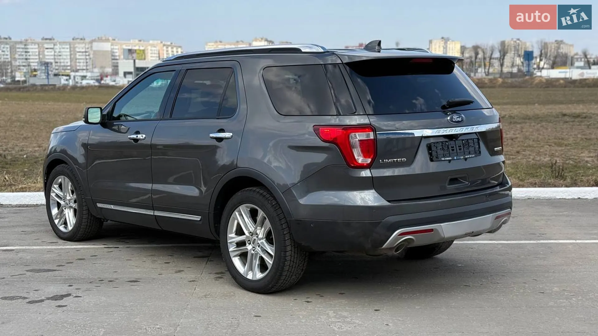 2015 Ford Explorer - мініатюра 9
