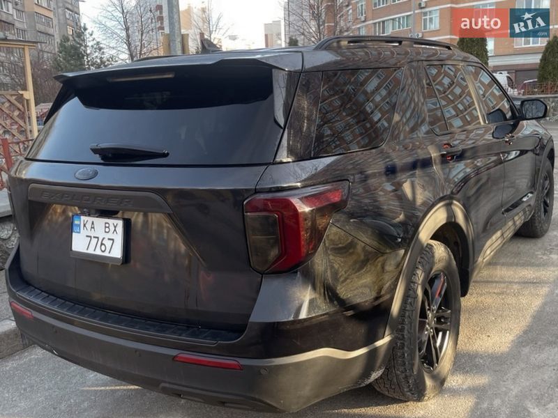 Внедорожник / Кроссовер Ford Explorer 2021 в Вишневом фото 4 Внедорожник / Кроссовер Ford Explorer 2021 в Вишневом