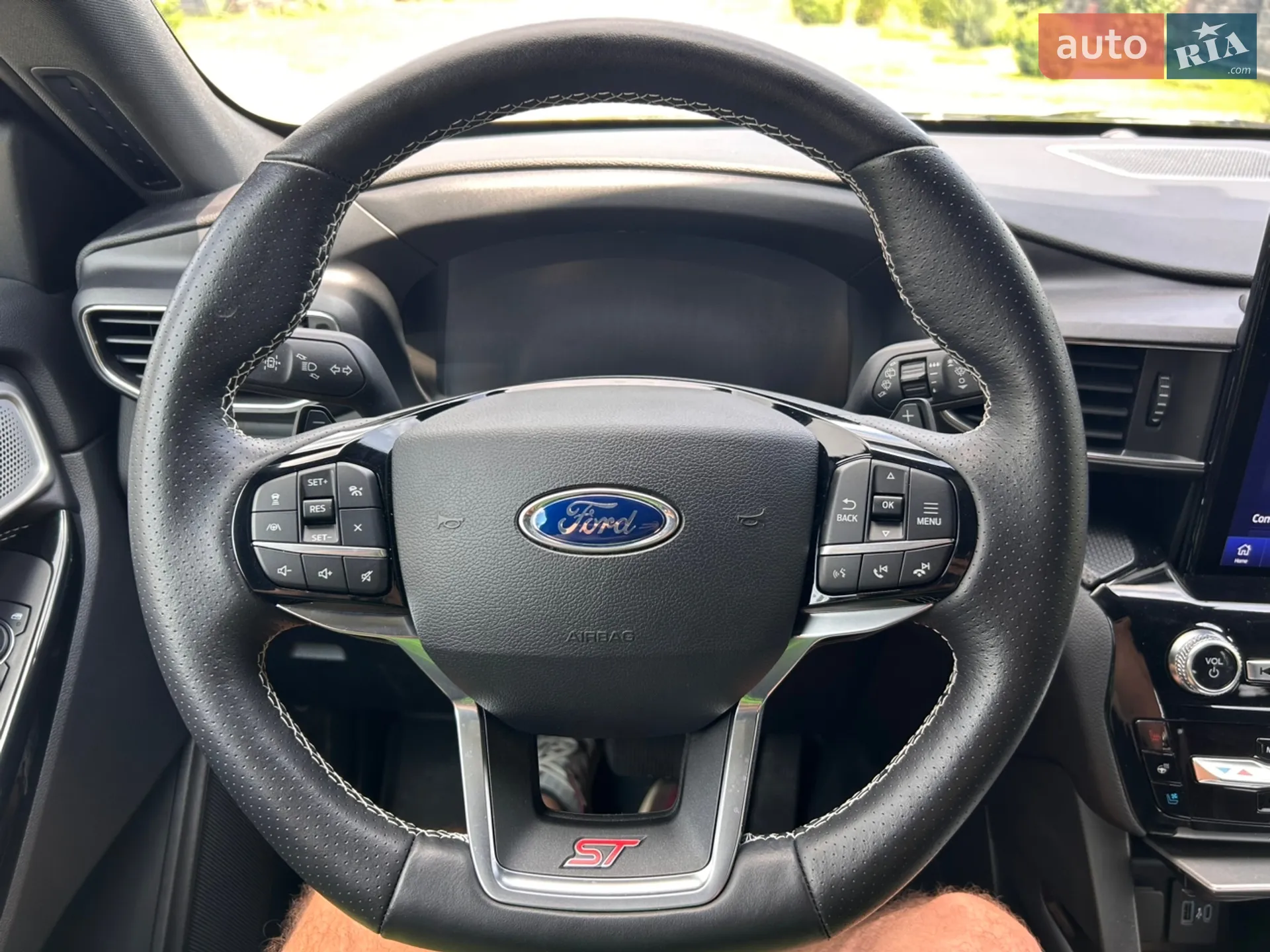 2022 Ford Explorer - мініатюра 42
