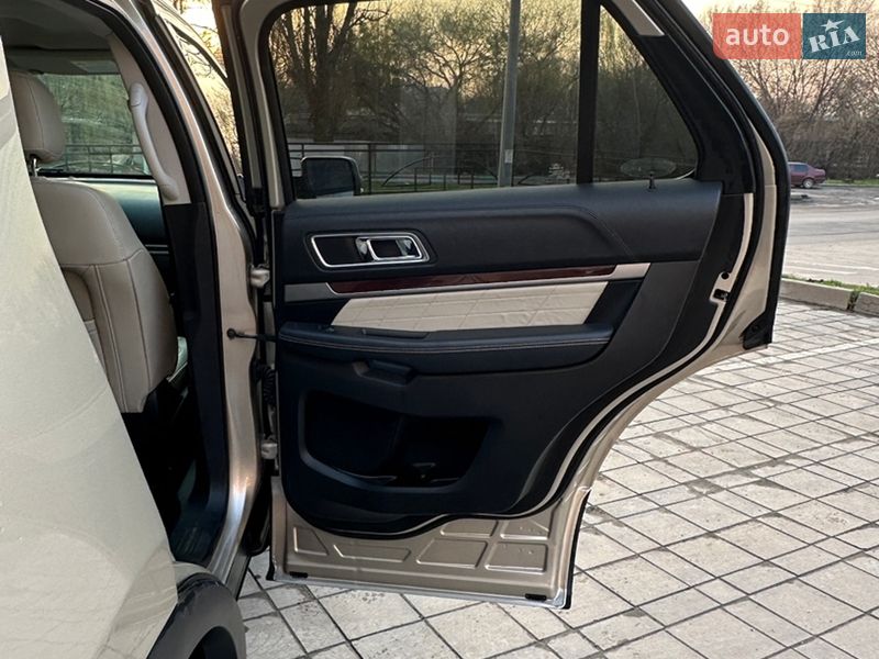 Внедорожник / Кроссовер Ford Explorer 2017 в Виннице фото 15 Внедорожник / Кроссовер Ford Explorer 2017 в Виннице