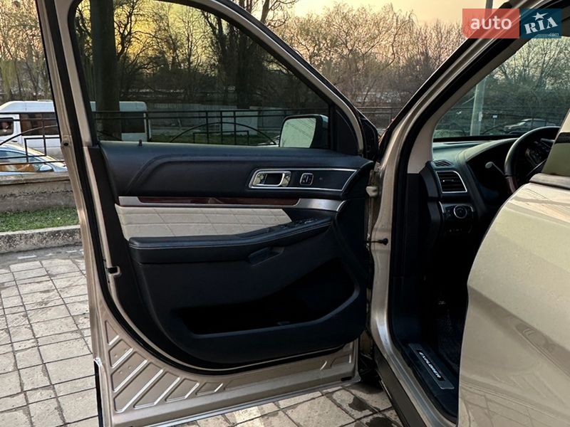 Внедорожник / Кроссовер Ford Explorer 2017 в Виннице фото 18 Внедорожник / Кроссовер Ford Explorer 2017 в Виннице