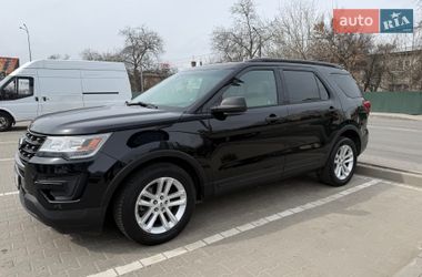 Внедорожник / Кроссовер Ford Explorer 2015 в Вишневом