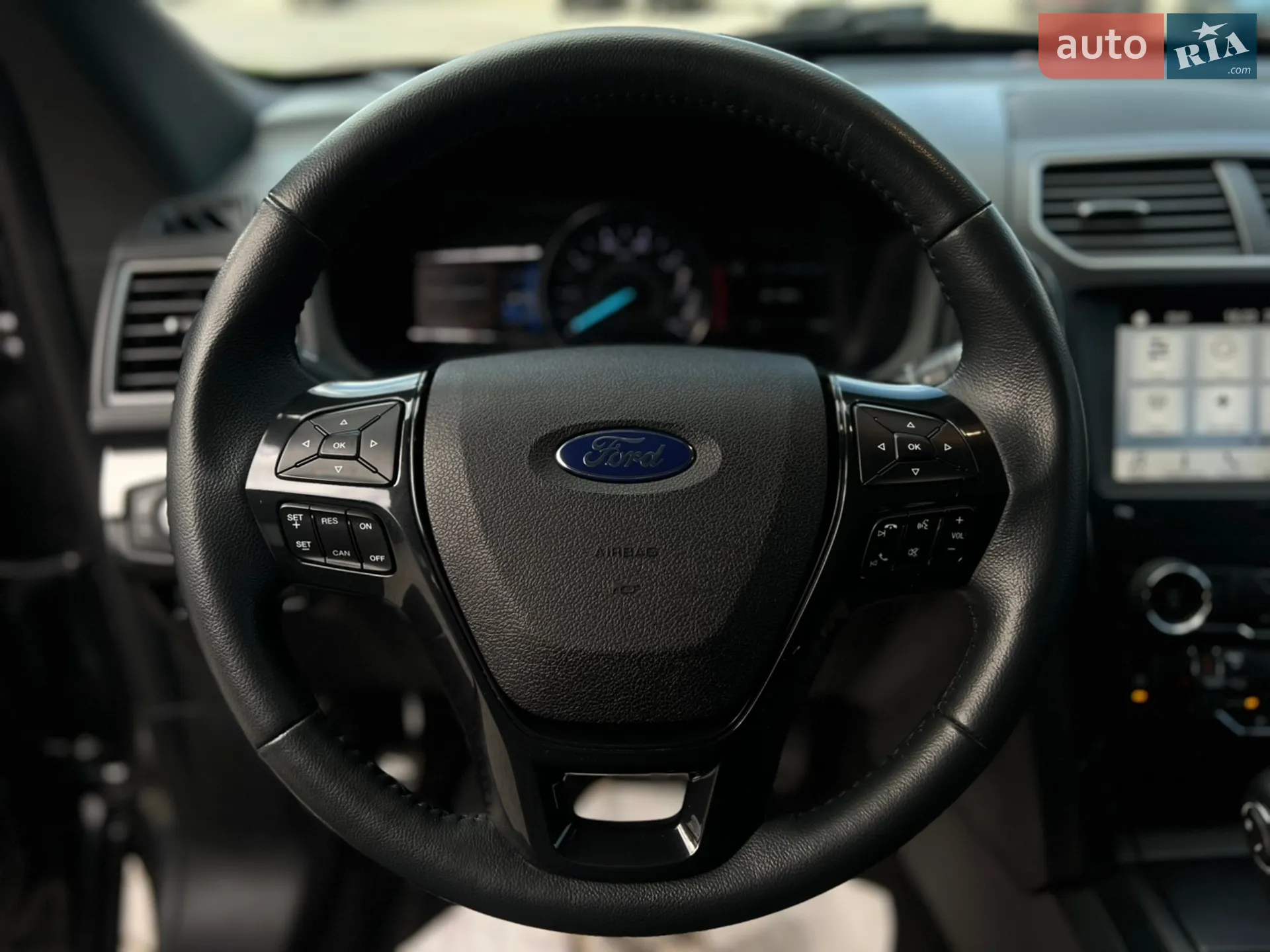 2019 Ford Explorer - мініатюра 12