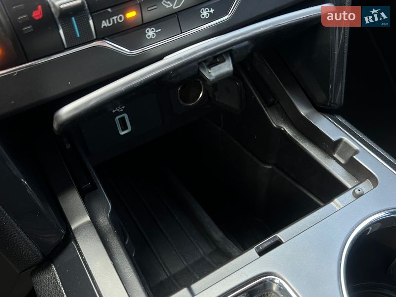 Позашляховик / Кросовер Ford Explorer 2019 в Львові фото 16 Позашляховик / Кросовер Ford Explorer 2019 в Львові