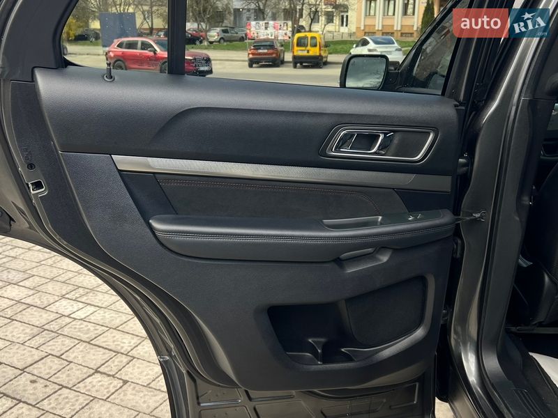 Позашляховик / Кросовер Ford Explorer 2019 в Львові фото 29 Позашляховик / Кросовер Ford Explorer 2019 в Львові
