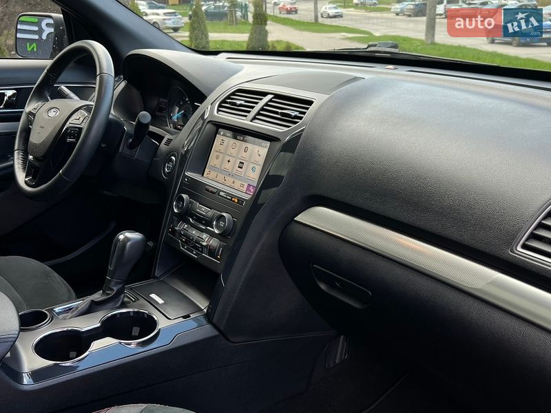 Позашляховик / Кросовер Ford Explorer 2019 в Львові фото 43 Позашляховик / Кросовер Ford Explorer 2019 в Львові