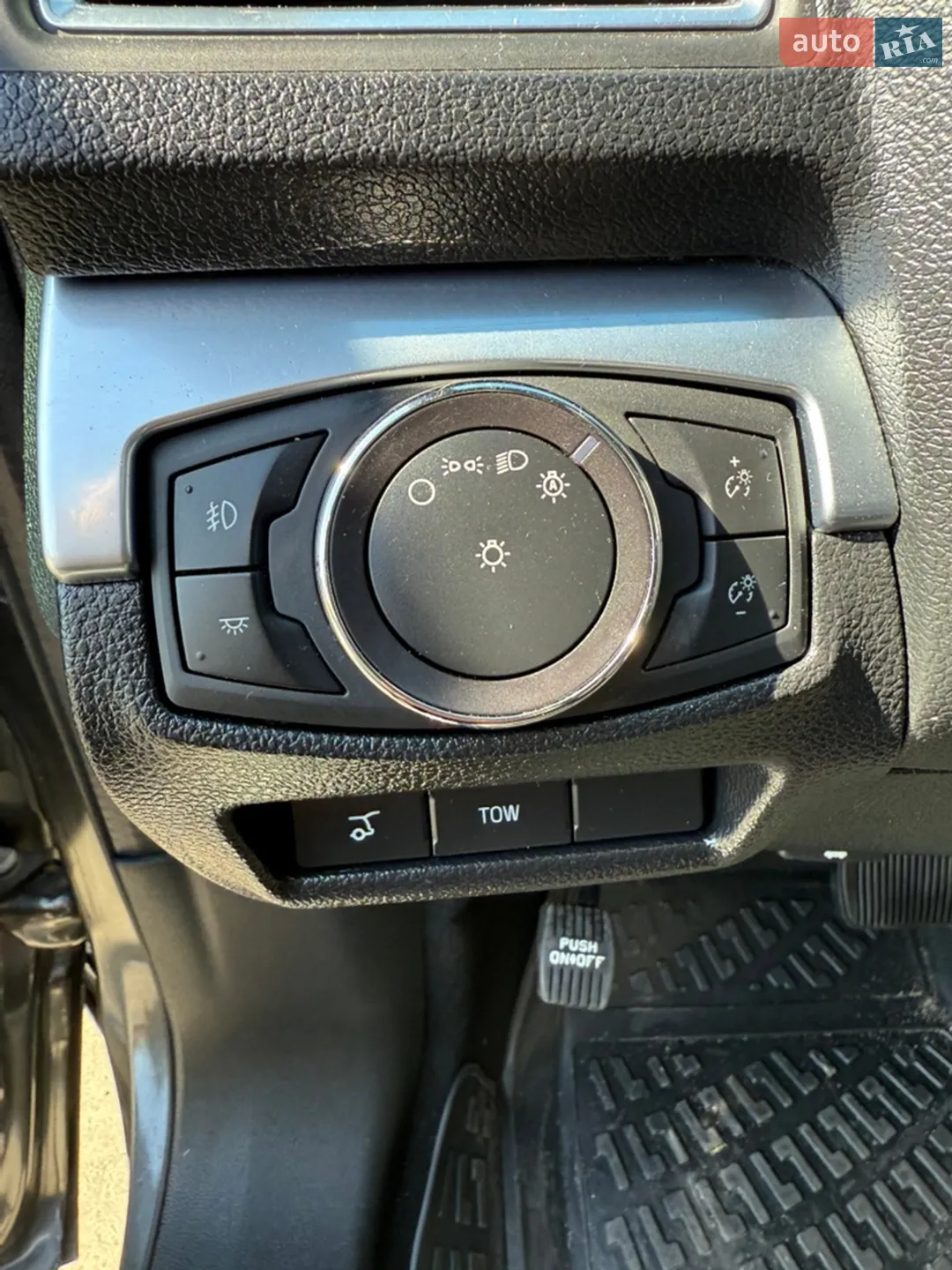 2018 Ford Explorer - мініатюра 21