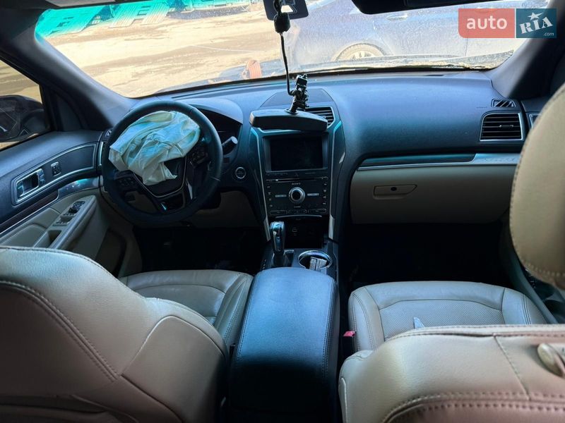 Внедорожник / Кроссовер Ford Explorer 2015 в Днепре