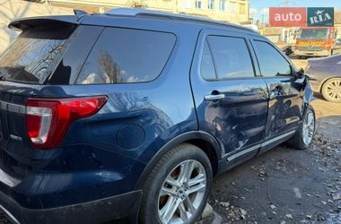 Внедорожник / Кроссовер Ford Explorer 2015 в Днепре