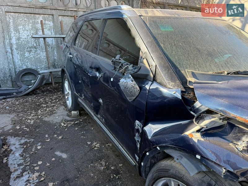 Внедорожник / Кроссовер Ford Explorer 2015 в Днепре