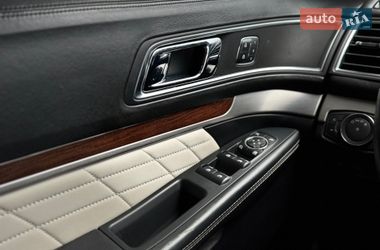 Внедорожник / Кроссовер Ford Explorer 2018 в Киеве