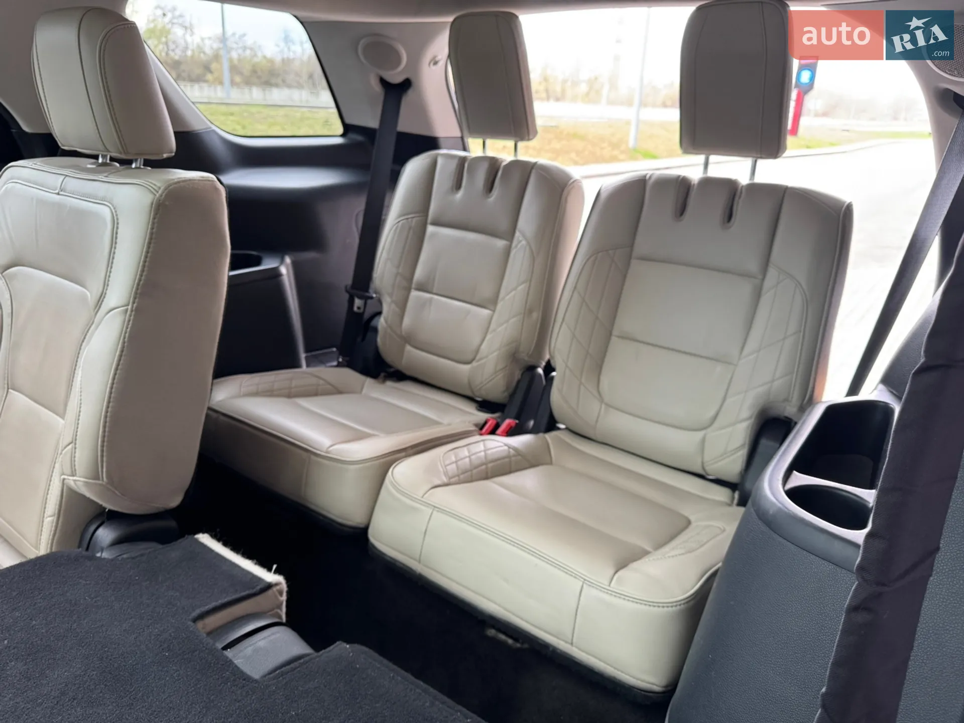 2018 Ford Explorer - мініатюра 17
